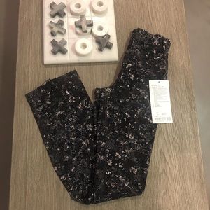 Align HR Pant 28" size 6 NWT